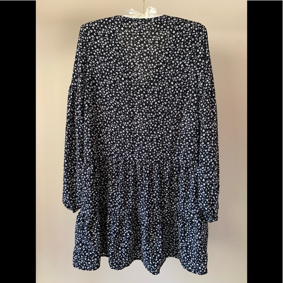 H&M Divided Floral Black Dress - Picture 3 of 10